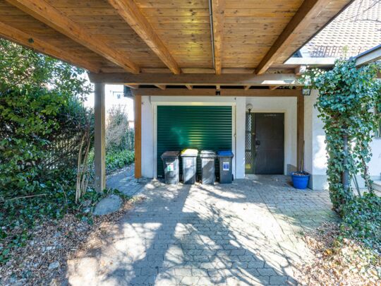 Carport /Garage