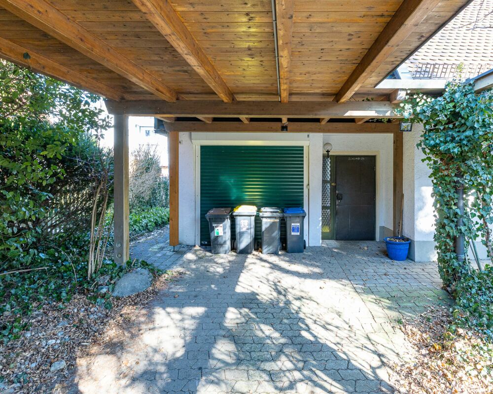 Carport /Garage